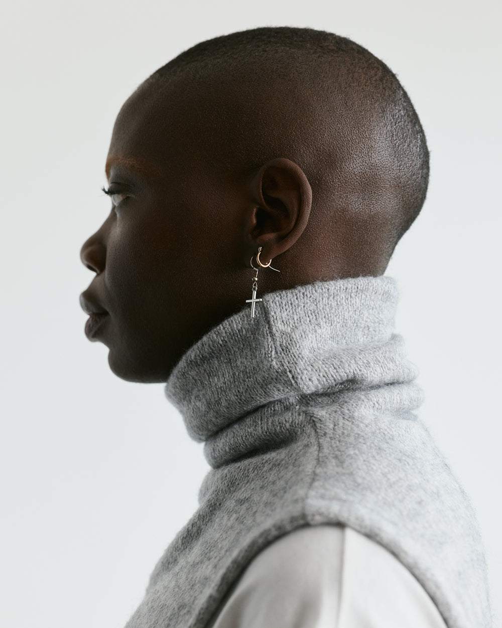 neck warmer grey lago unisex genderless non binary clothing made in montreal made in canada veri