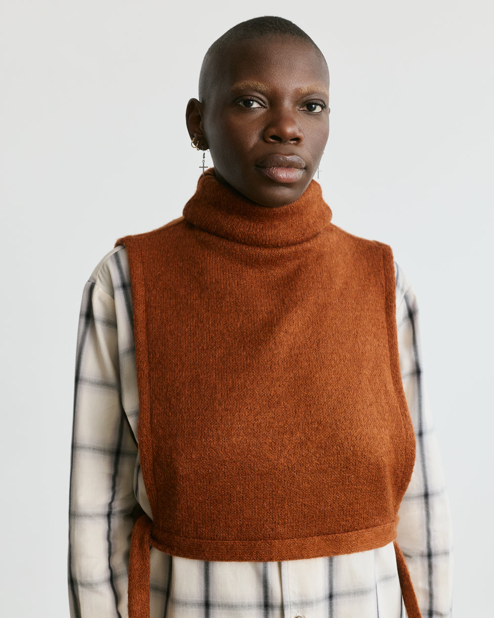neck warmer rust lago unisex genderless non binary clothing made in montreal made in canada veri