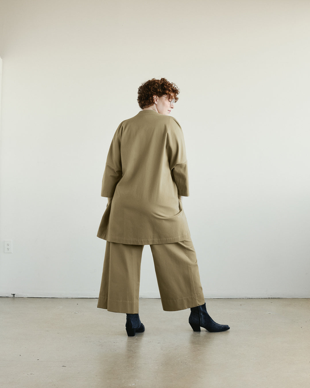 KIMONO VEST SAND SAMIRA unisex genderless clothing montreal veri