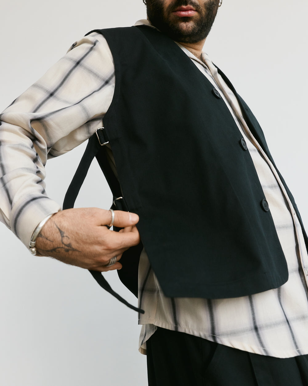 SABATO TWILL VEST BLACK unisex genderless non binary clothing made in montreal made in canada veri