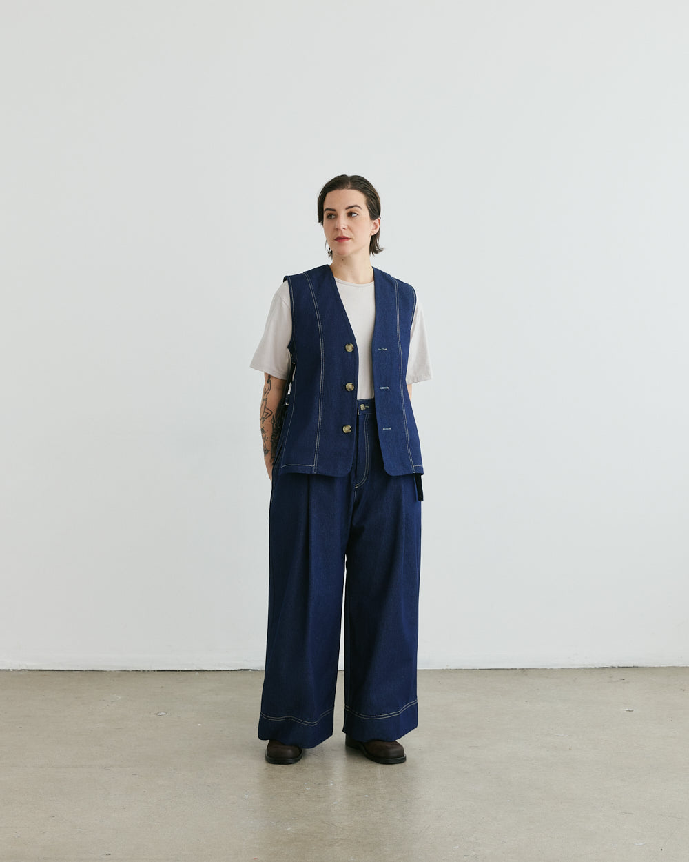 TSHIRT OAT ELIO unisex genderless clothing montreal veri