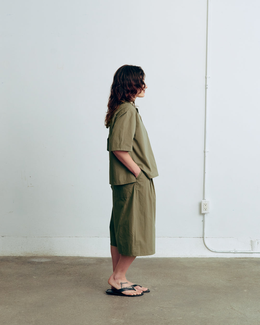 SHIRT OLIVE ENZO unisex genderless clothing montreal veri